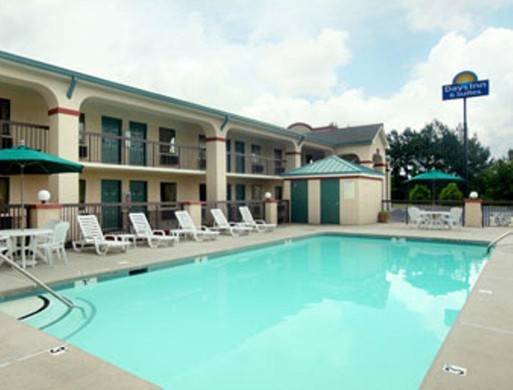 Motel Days & By Wyndham Columbia Airport West Columbia